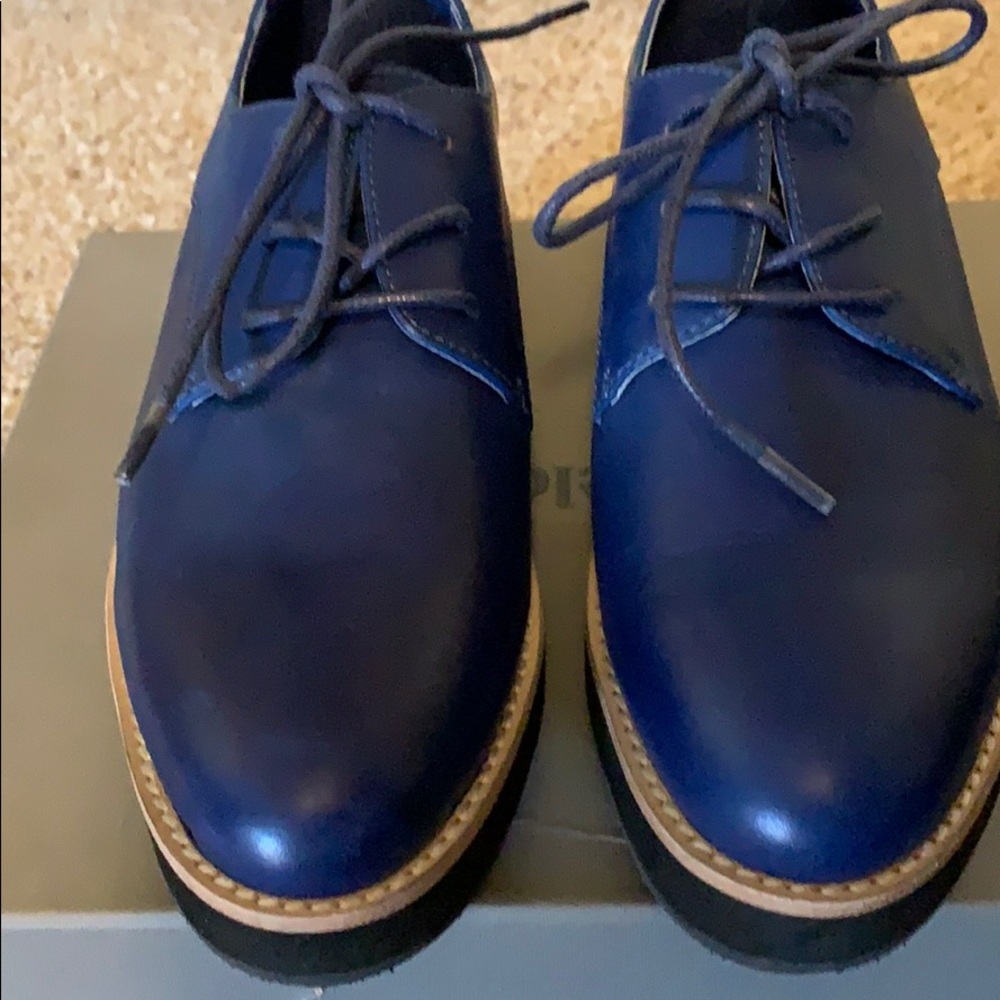 Blue oxfords - Picture 6 of 7